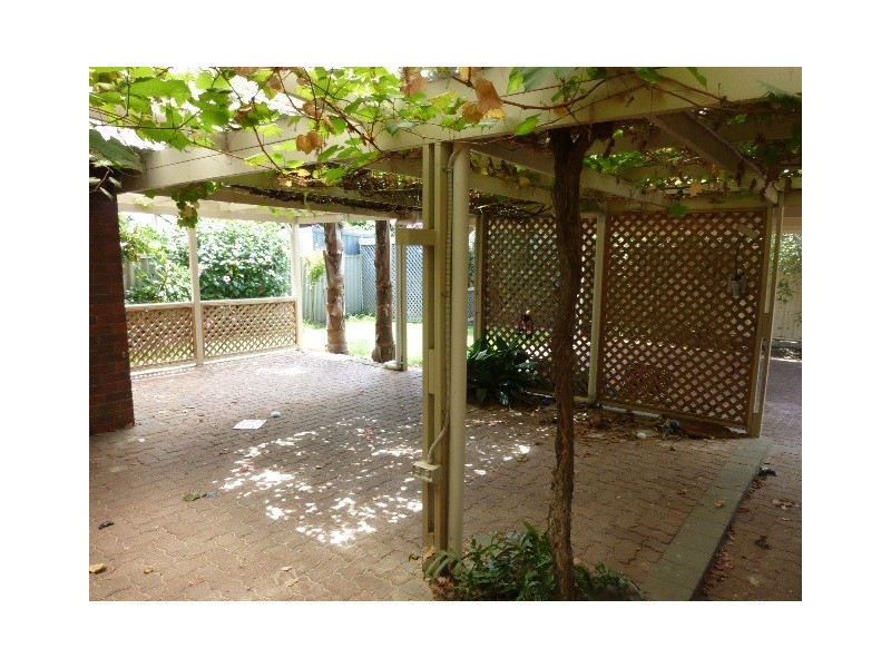 24 Eldridge Crescent, Grange SA 5022