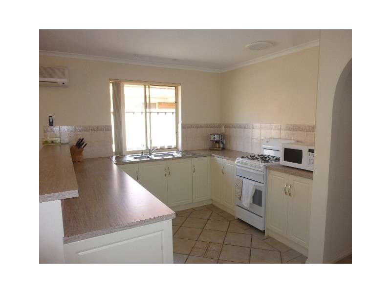 9 Hallett Boulevard, Allenby Gardens SA 5009