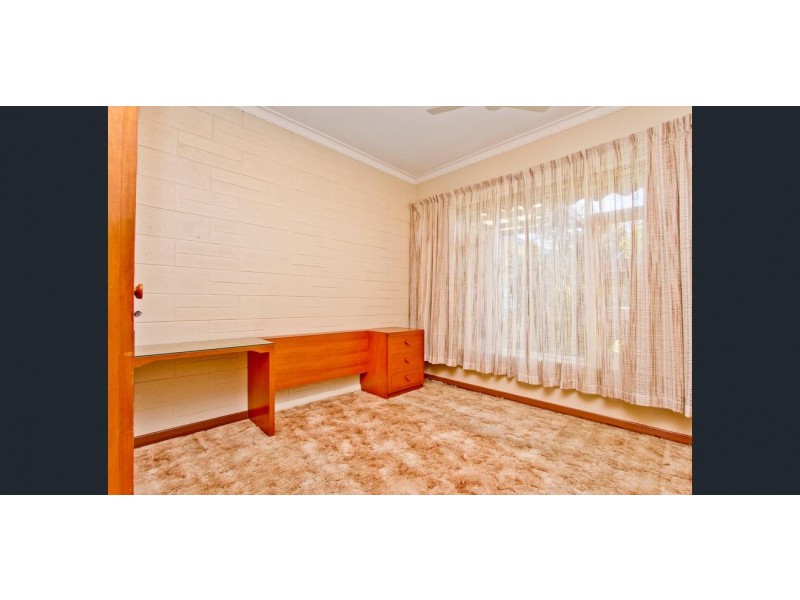 19 East Parkway, Fulham SA 5024