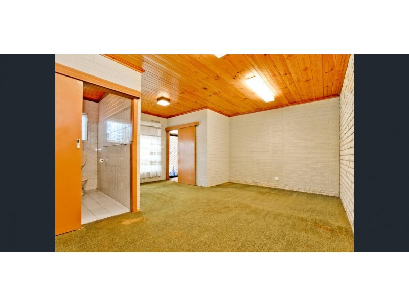 19 East Parkway, Fulham SA 5024