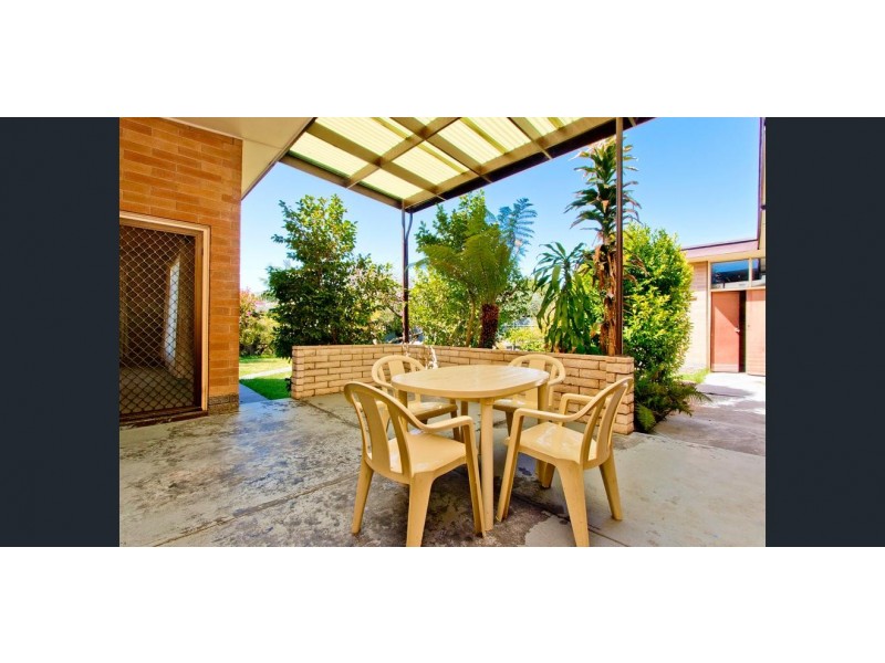 19 East Parkway, Fulham SA 5024