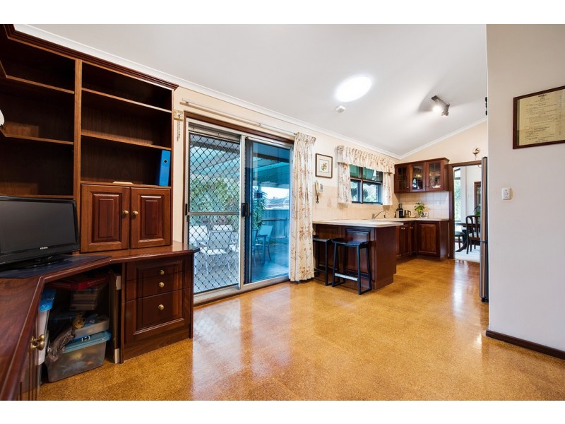 24 Meakin Terrace, Seaton SA 5023