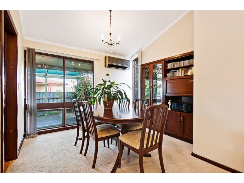 24 Meakin Terrace, Seaton SA 5023