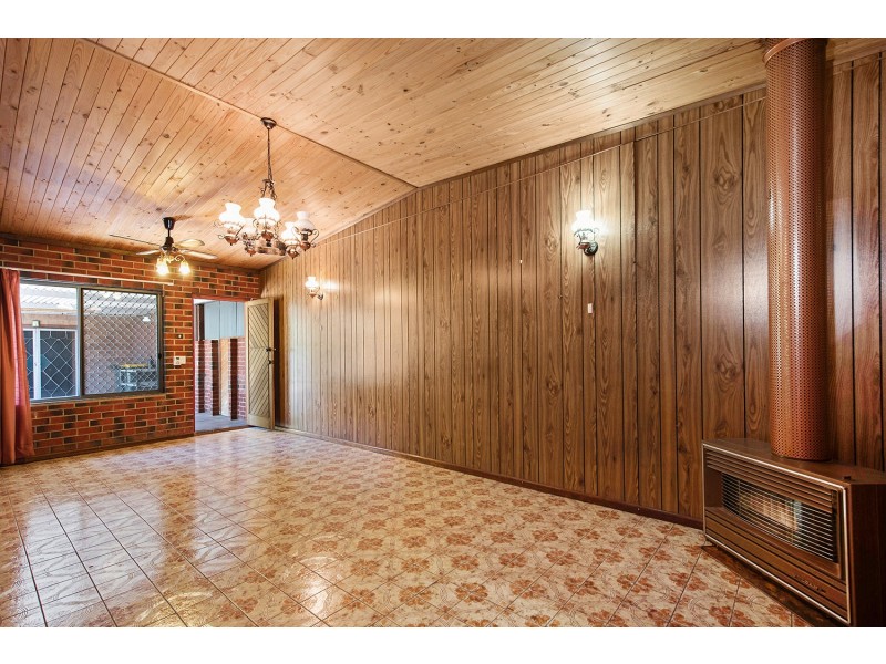 69 Clark Terrace, Seaton SA 5023