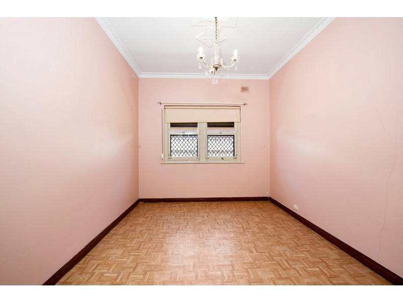 69 Clark Terrace, Seaton SA 5023