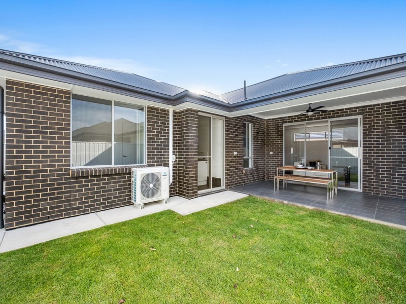 Res 4/31 Hurstfield Terrace, Findon SA 5023