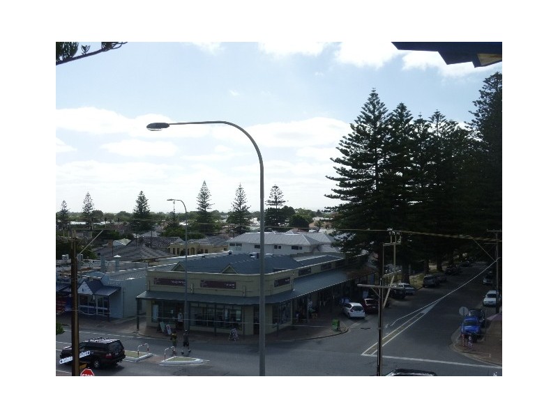 15/582  Seaview Road, Grange SA 5022