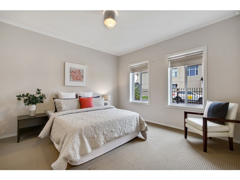 19 Tenth Avenue, Woodville North SA 5012