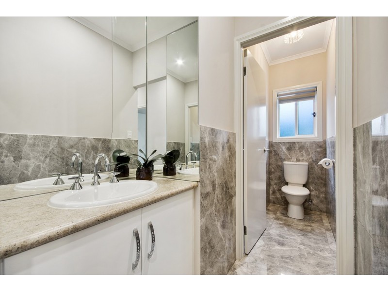 19 Tenth Avenue, Woodville North SA 5012