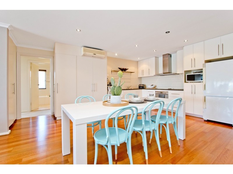 15/74 Military Road, Tennyson SA 5022