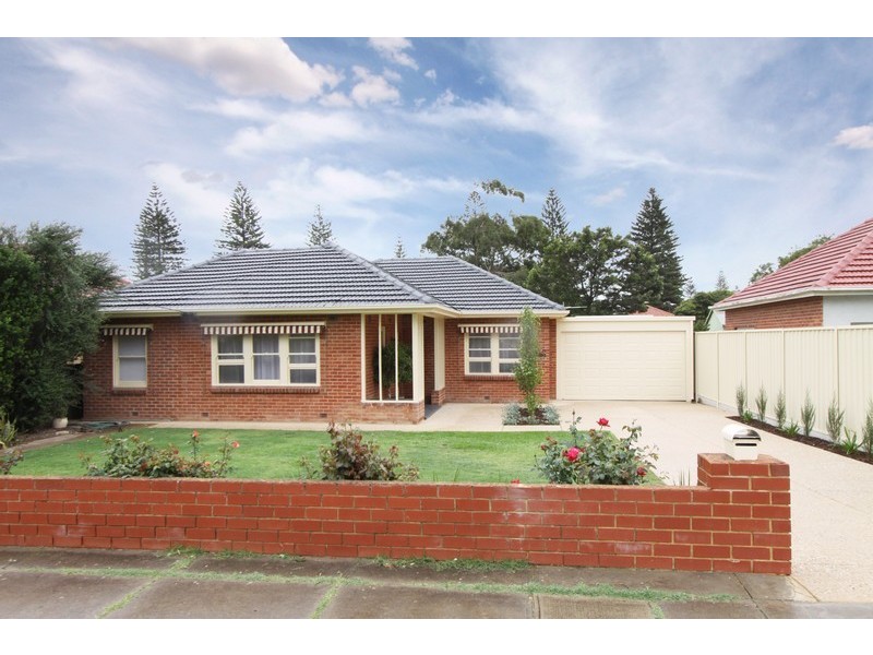 25 Swan Street, Grange SA 5022