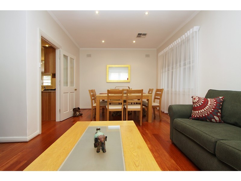 25 Swan Street, Grange SA 5022