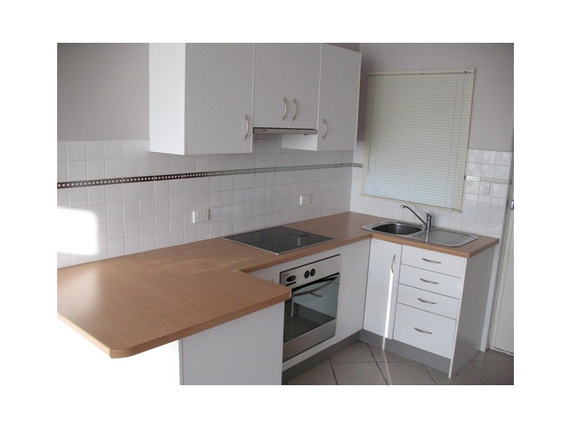 2/71 Henley Beach Road, Henley Beach South SA 5022