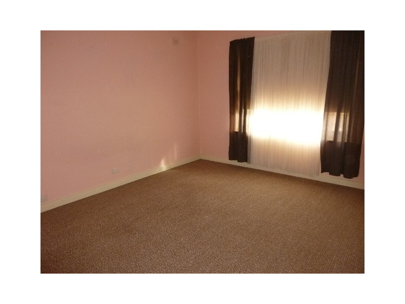 13 Hallville Street, Seaton SA 5023