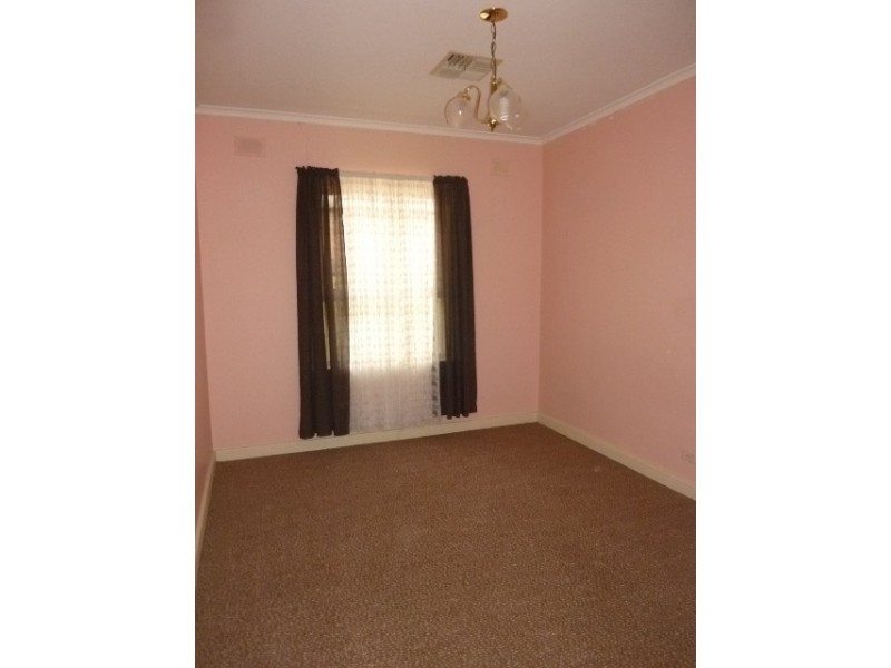 13 Hallville Street, Seaton SA 5023