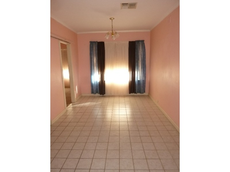 13 Hallville Street, Seaton SA 5023