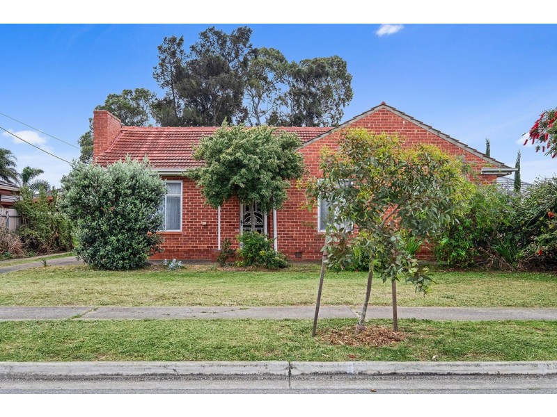 24 Alfred Avenue, Seaton SA 5023