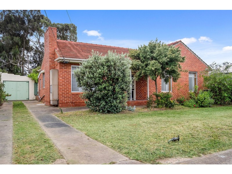 24 Alfred Avenue, Seaton SA 5023
