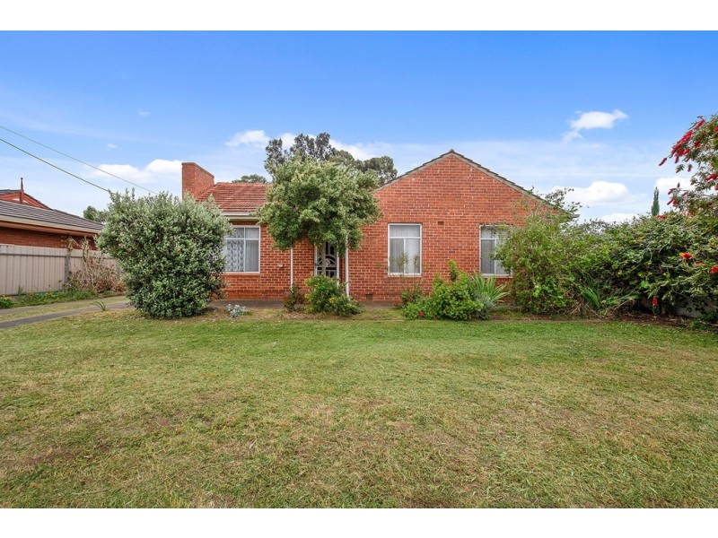 24 Alfred Avenue, Seaton SA 5023