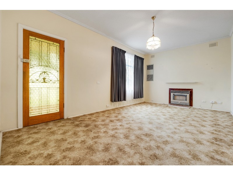 24 Alfred Avenue, Seaton SA 5023