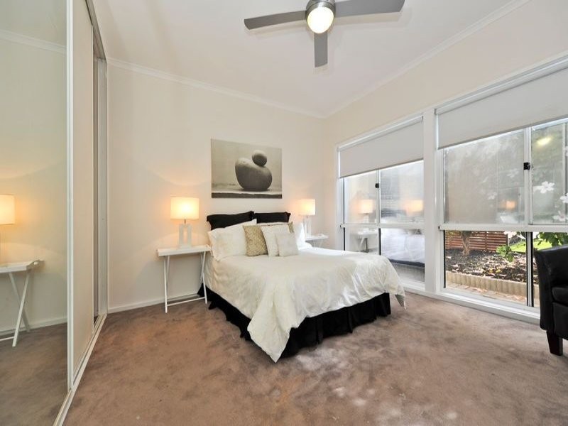 90 Gulf Point Drive, North Haven SA 5018