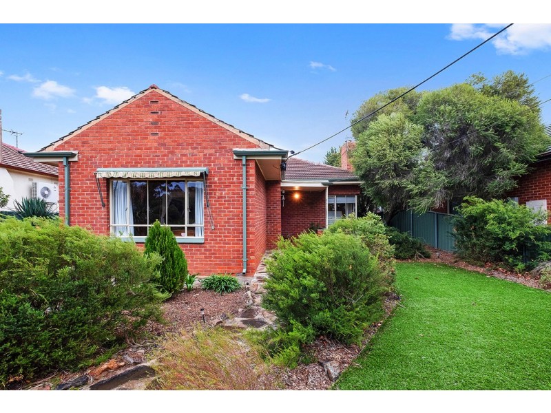 23 Surrey Street, Grange SA 5022