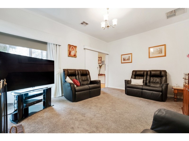 23 Surrey Street, Grange SA 5022