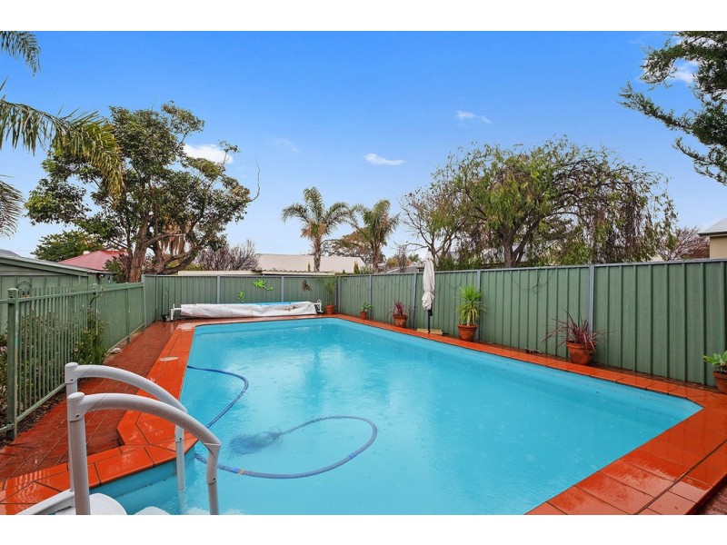 23 Surrey Street, Grange SA 5022