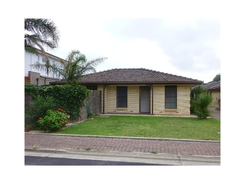 5/5 Connaught, Grange SA 5022