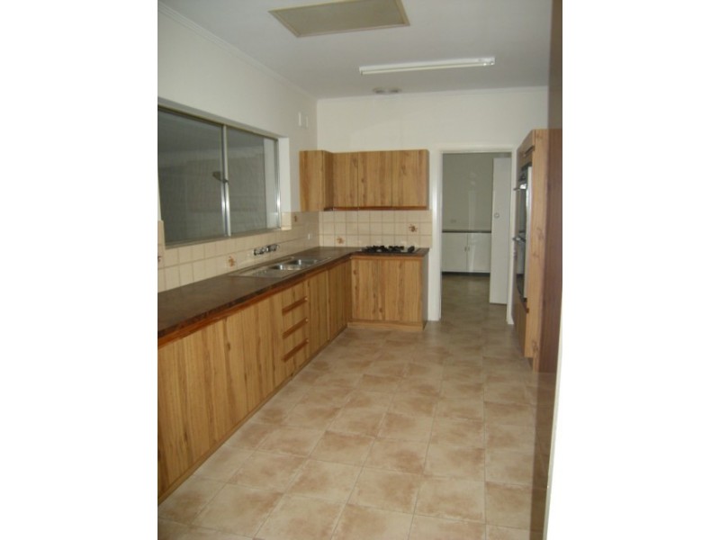 2 Jasmine Grove, Fulham Gardens SA 5024