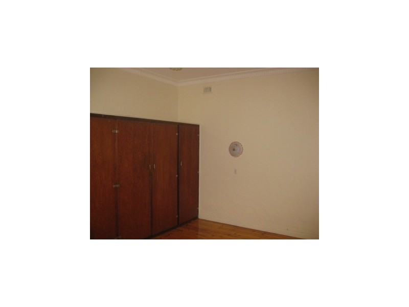 20  Glenrowan Road, Woodville South SA 5011