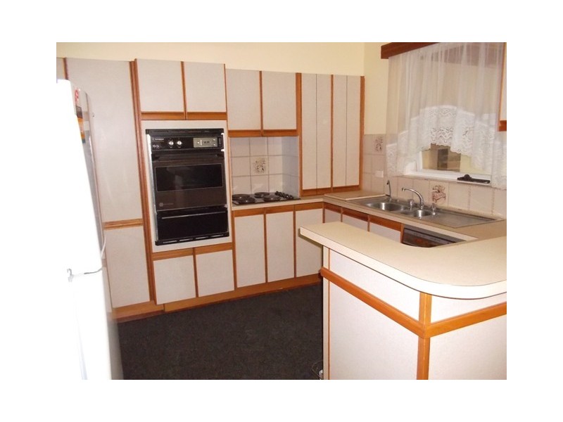 14 John Street, Flinders Park SA 5025