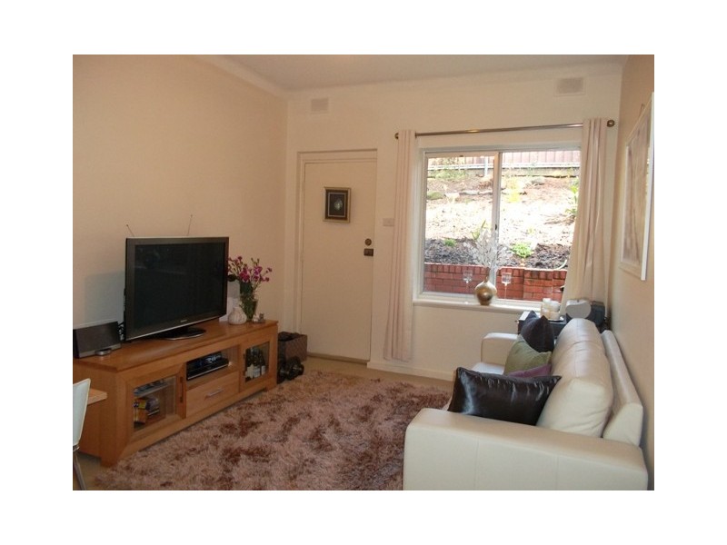 9/5A Henley Beach Road, Henley Beach South SA 5022