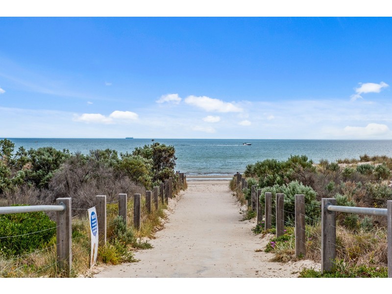 620 Seaview Road, Grange SA 5022