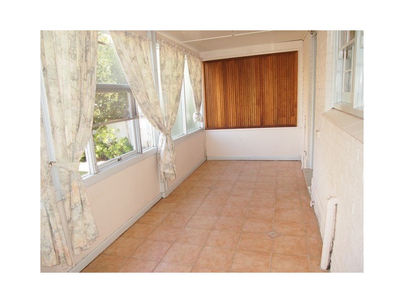 1 Denbrow Street, West Beach SA 5024