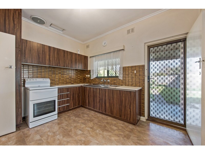 31 Shandon Avenue, Seaton SA 5023