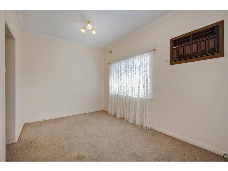 31 Shandon Avenue, Seaton SA 5023