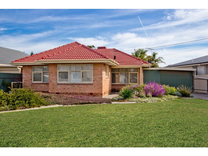 21 Yorkshire Street, Grange SA 5022
