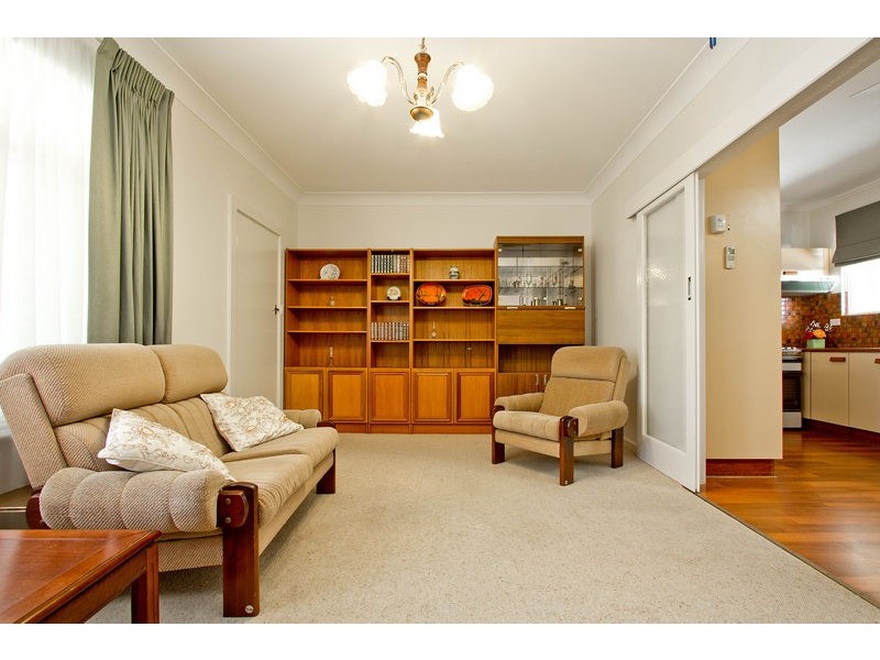 21 Yorkshire Street, Grange SA 5022