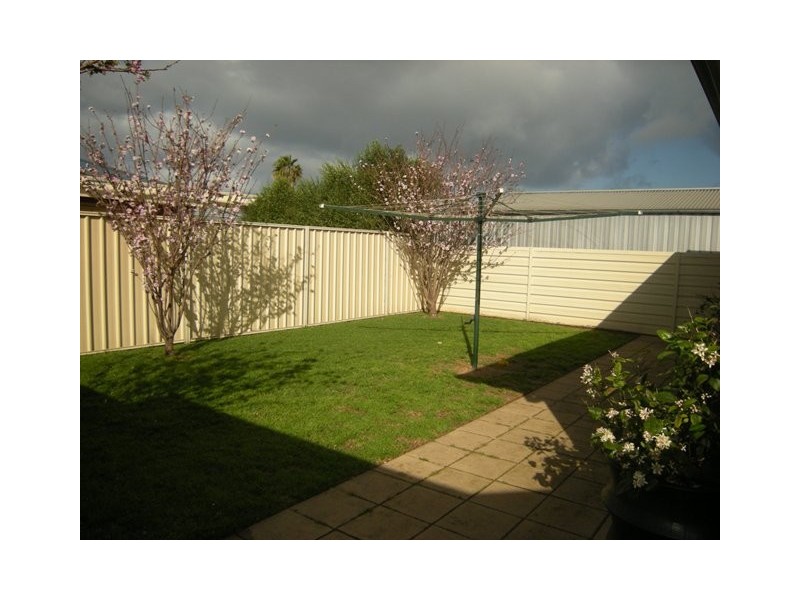 20 Squires Ave, Seaton SA 5023
