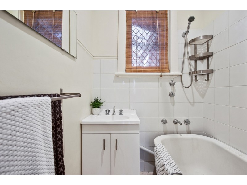 2 Fortrose Avenue, Seaton SA 5023