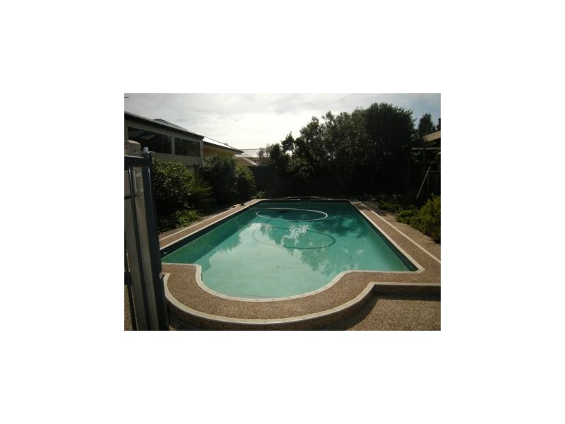 4  Cannes Avenue, Grange SA 5022
