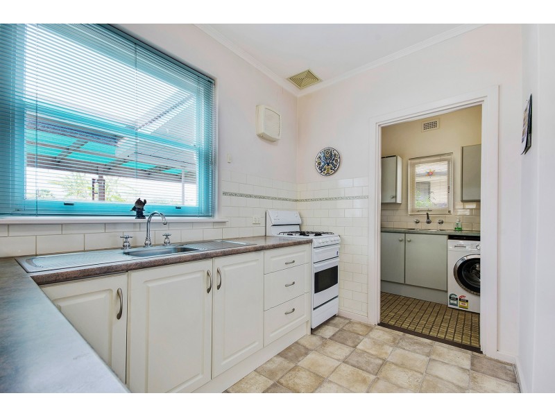 15 Lucerne Grove, Findon SA 5023