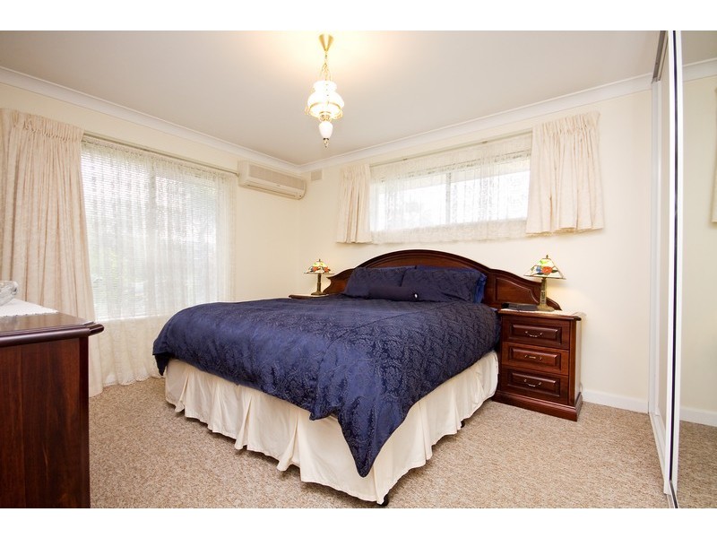 2 Lambros Avenue, Seaton SA 5023