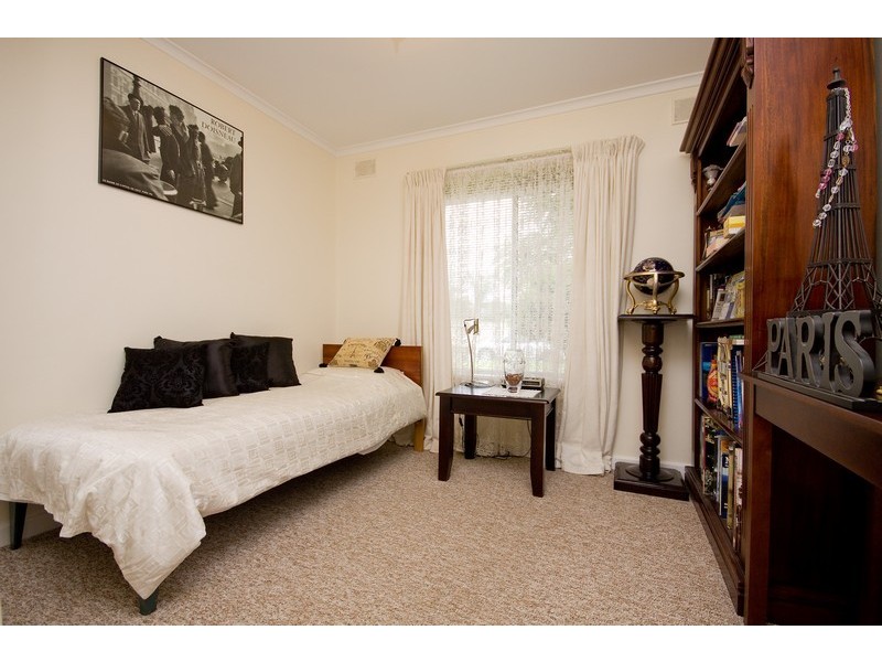 2 Lambros Avenue, Seaton SA 5023