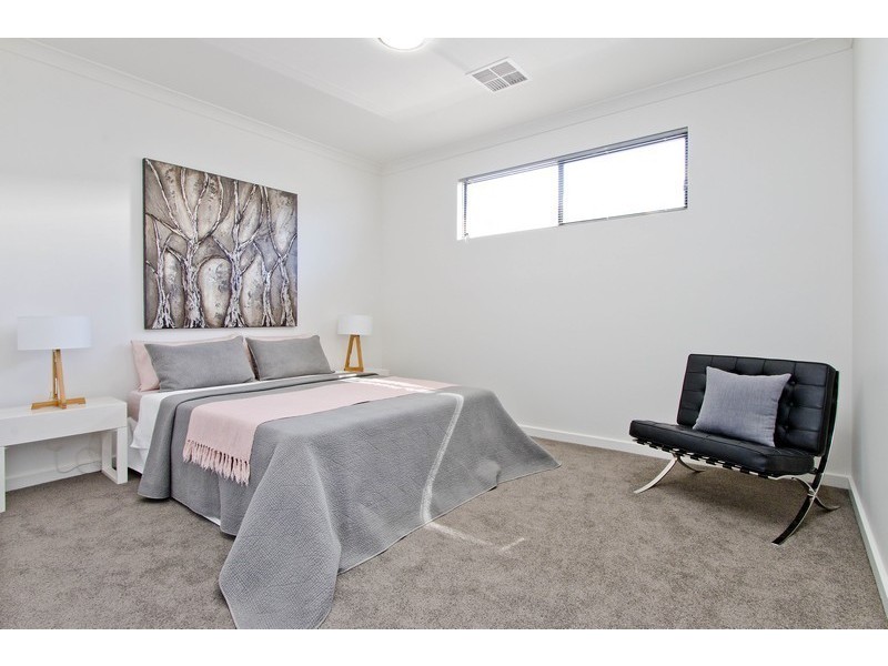4/3 Dineen Place, West Beach SA 5024