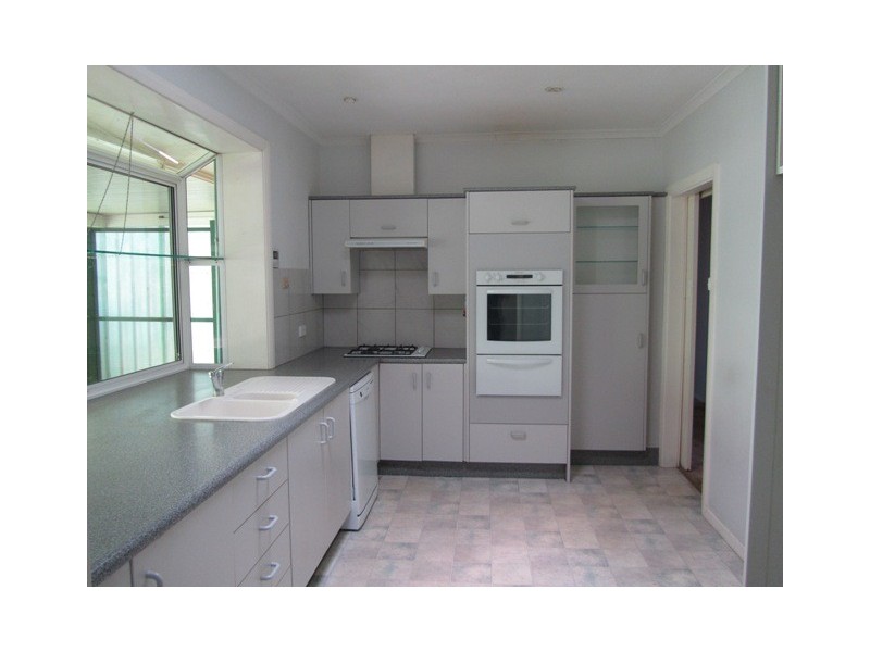 17 Silver Crescent, Grange SA 5022