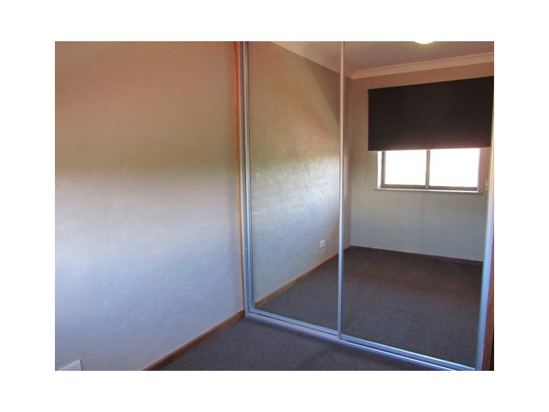 2 Sportsmans Drive, West Lakes SA 5021