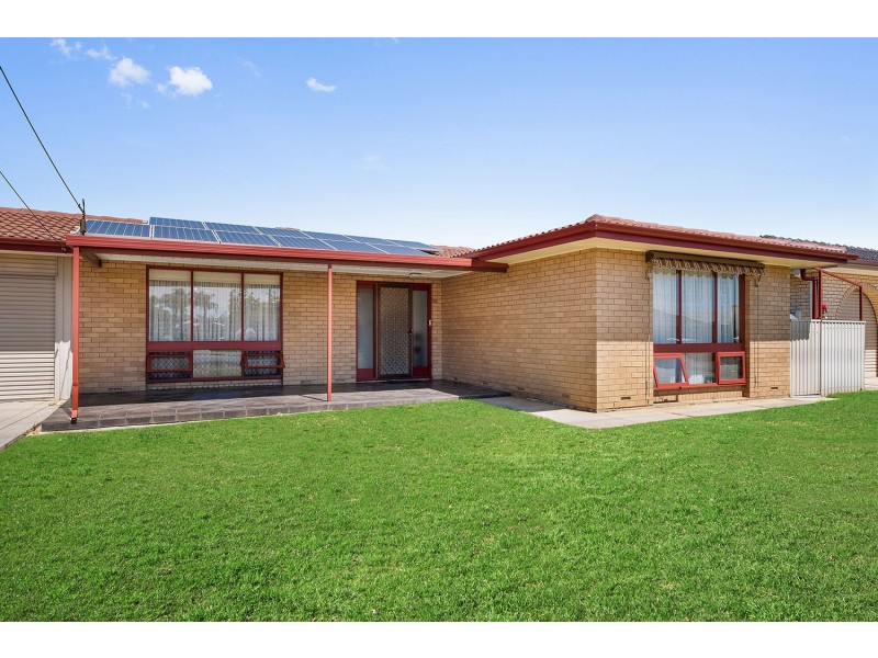 22 Meakin Terrace, Seaton SA 5023