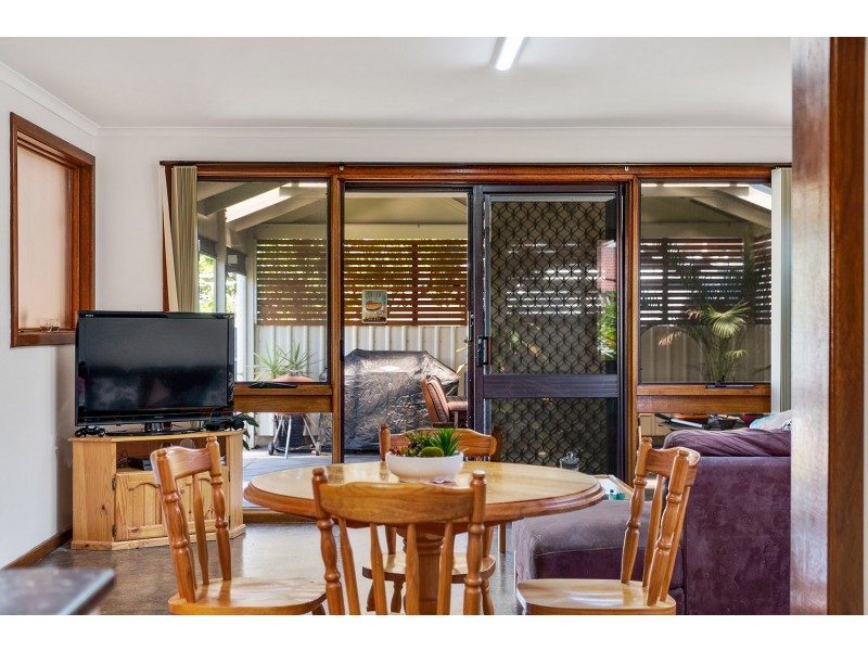 22 Meakin Terrace, Seaton SA 5023